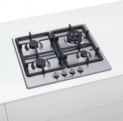 Lot hotte + plaque de cuisson gaz + four multifonctions Bosch