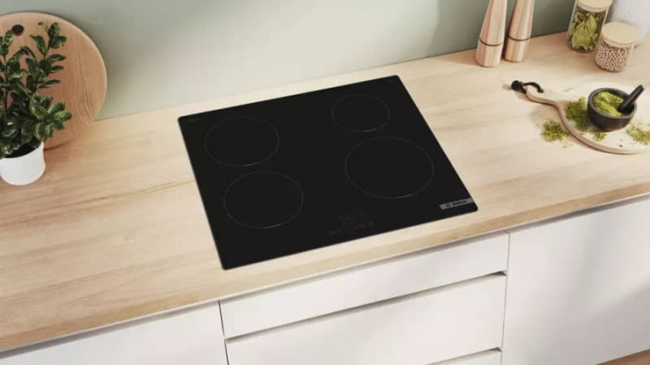 Plaque a Induction Bosch - Serie 4 -  - 4 foyers - 60 cm - Puissance 4600 W - Noir PUE611BB5E - PUE611BB5E