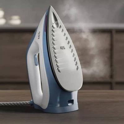 CENTRALE A VAPEUR AEG 2400W  ST512DB - ST512DB