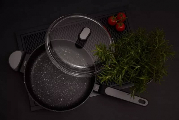 sauteuse nois lid silver 4.6L 28cm noir  830898 - 830898