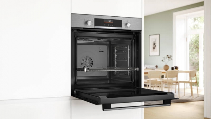 Four encastrable Bosch S&eacute;rie 6 AirFry 71L Inox - HBG536ES4